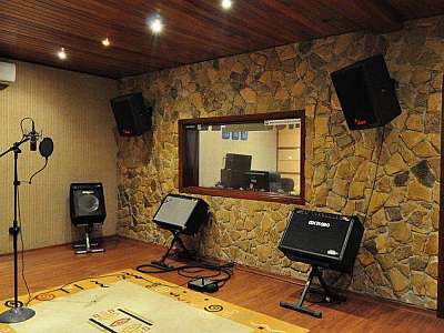 Isolamento acústico para estúdio de gravação Isolamento acústico para estúdio de gravação